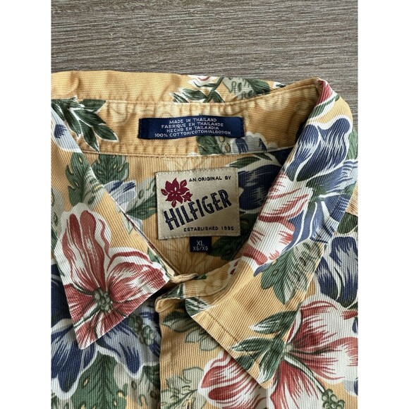Tommy Hilfiger Hawaiian Shirt Mens Size XL Yellow Floral Short Sleeve Vintage - Picture 3 of 8